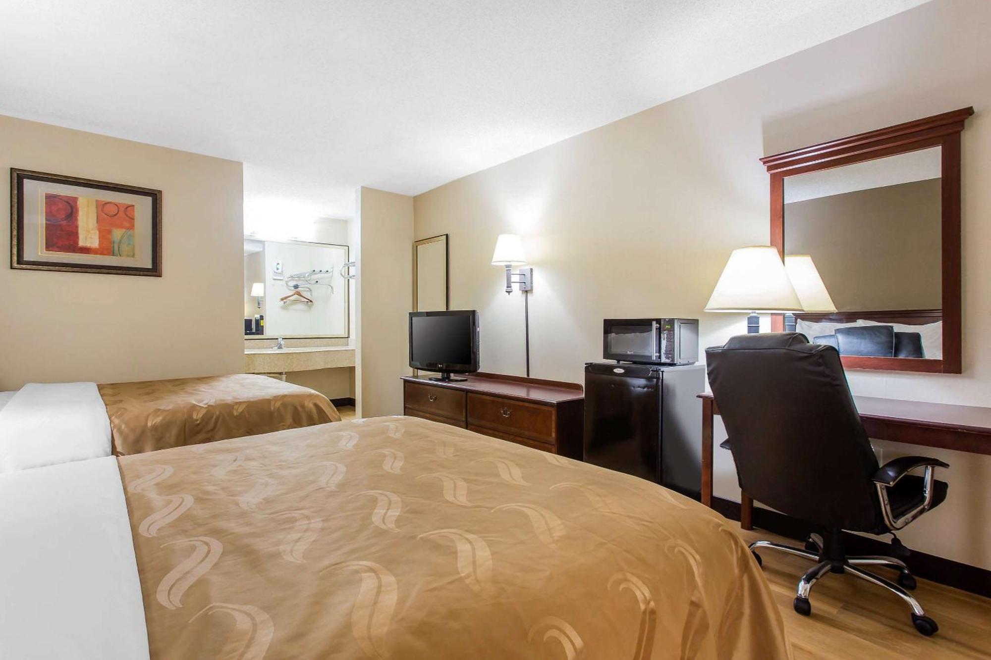 Quality Inn Mount Airy Mayberry Ngoại thất bức ảnh